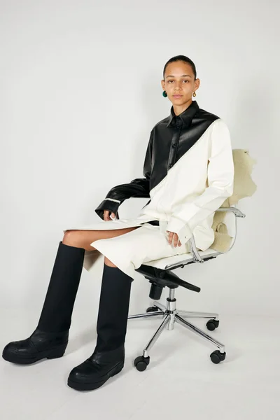 Look 14